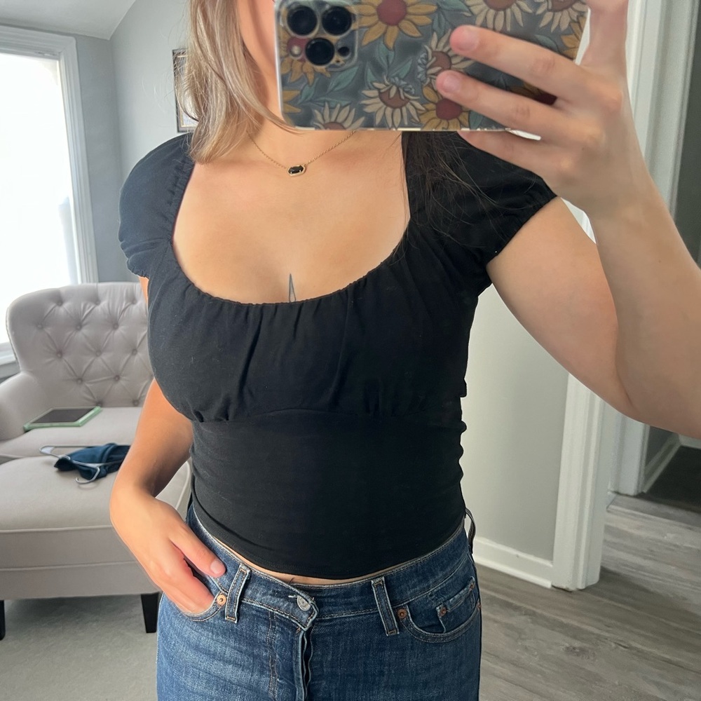 Black Blouse - Picture 3 of 6